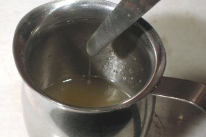 Hot_glue