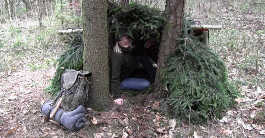 lean-in shelter